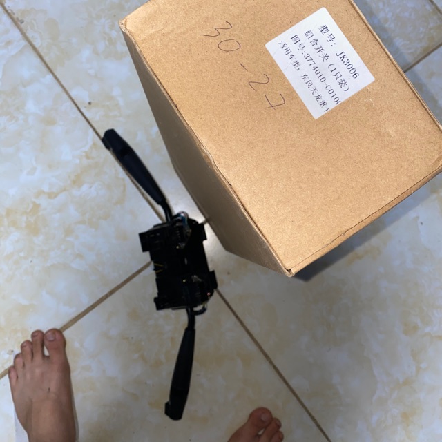 Sản phẩm gia đình làm: Công tắc tổng hợp jk3006 đông phong cửu pong