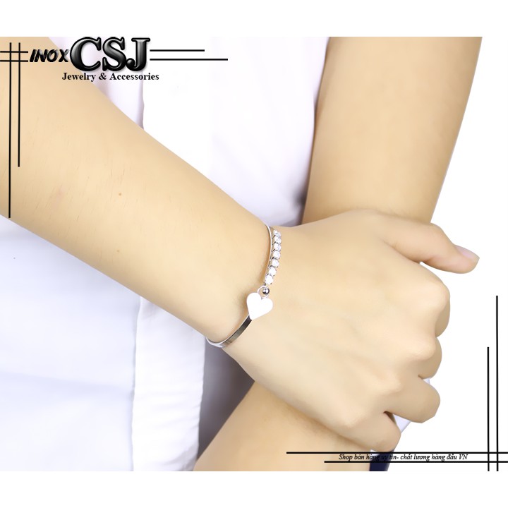 Vòng tay nữ hình trái tim gắn đá cực xinh