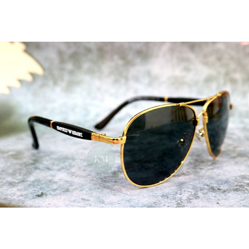 Kính Emporio Armani siêu mát.