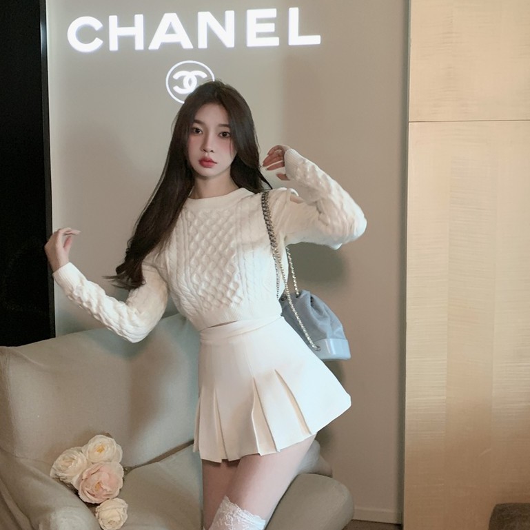 Set áo len tay dài + chân váy xếp ly thời trang nữ
