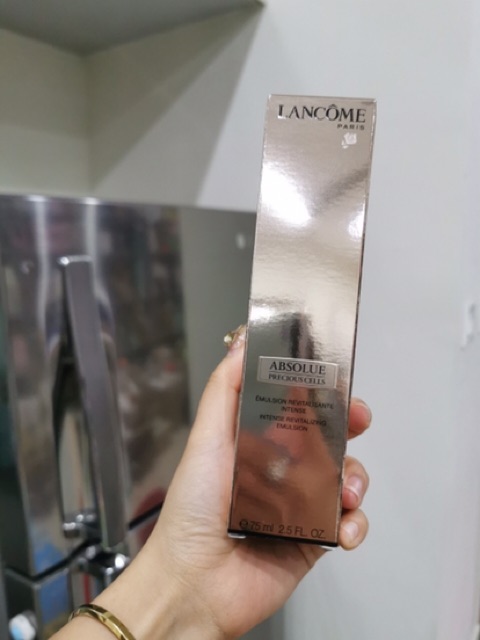 Sữa dưỡng da Lancome Absolue Precious Cells Emulsion 75ml chín hãng