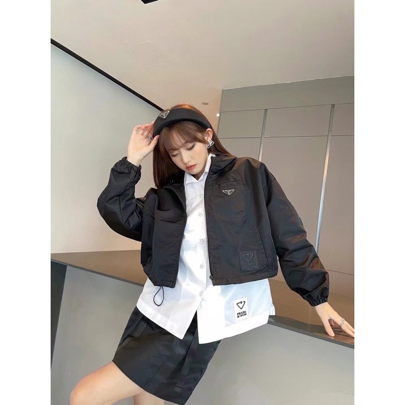 Set áo khoác kết hợp với quần shorts thời trang cao cấp Prada
