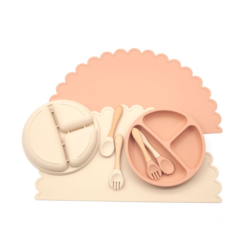Bộ 5 Món Chén Đĩa &amp; Muỗng &amp; Nĩa Bằng Silicone Cho Bé