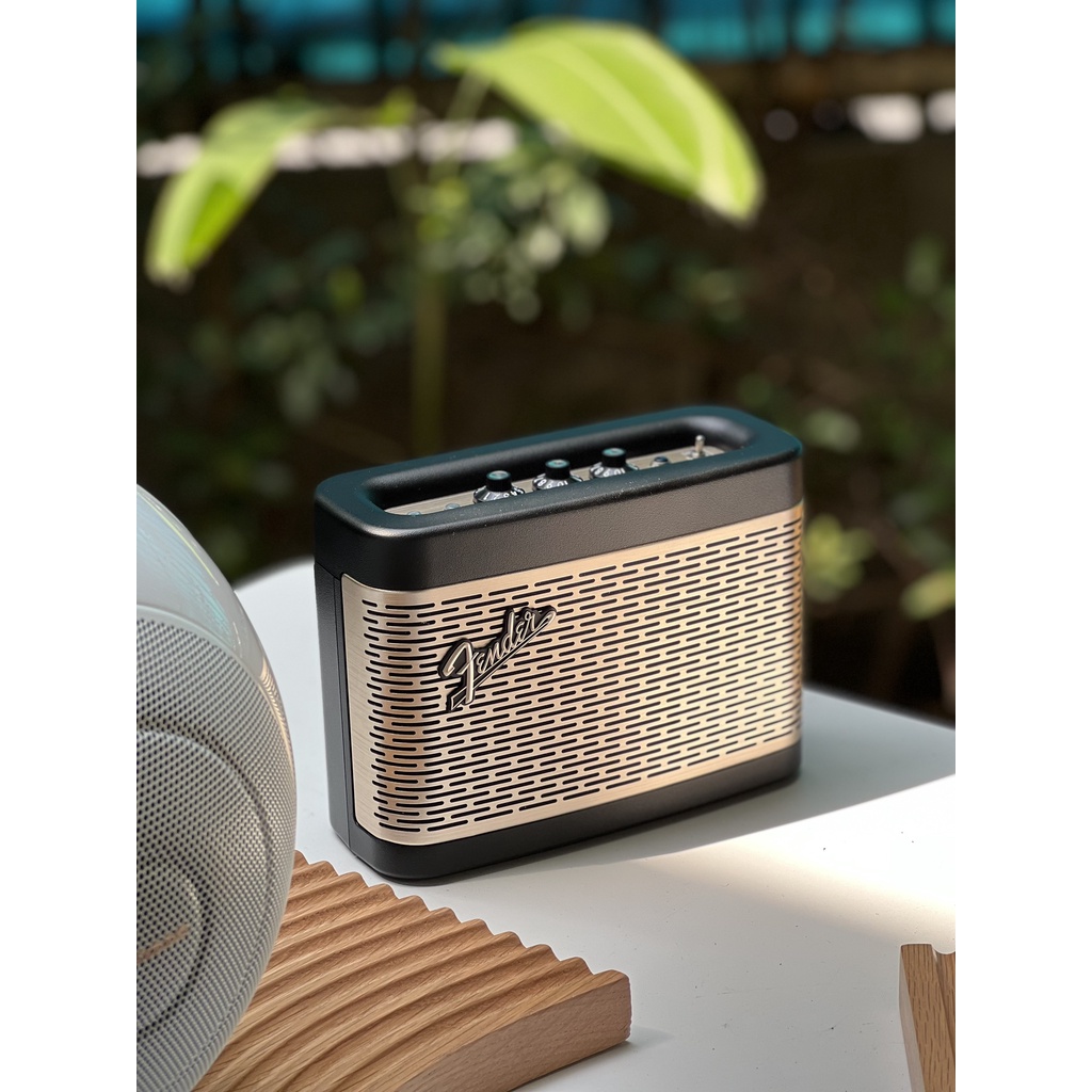 Loa Di Động Fender Newport 2 - Bảo Hành Chính Hãng 12 Tháng