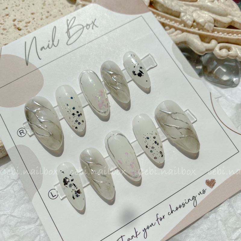 Móng giả thiết kế nail box c048 loang xám cebi.nailbox