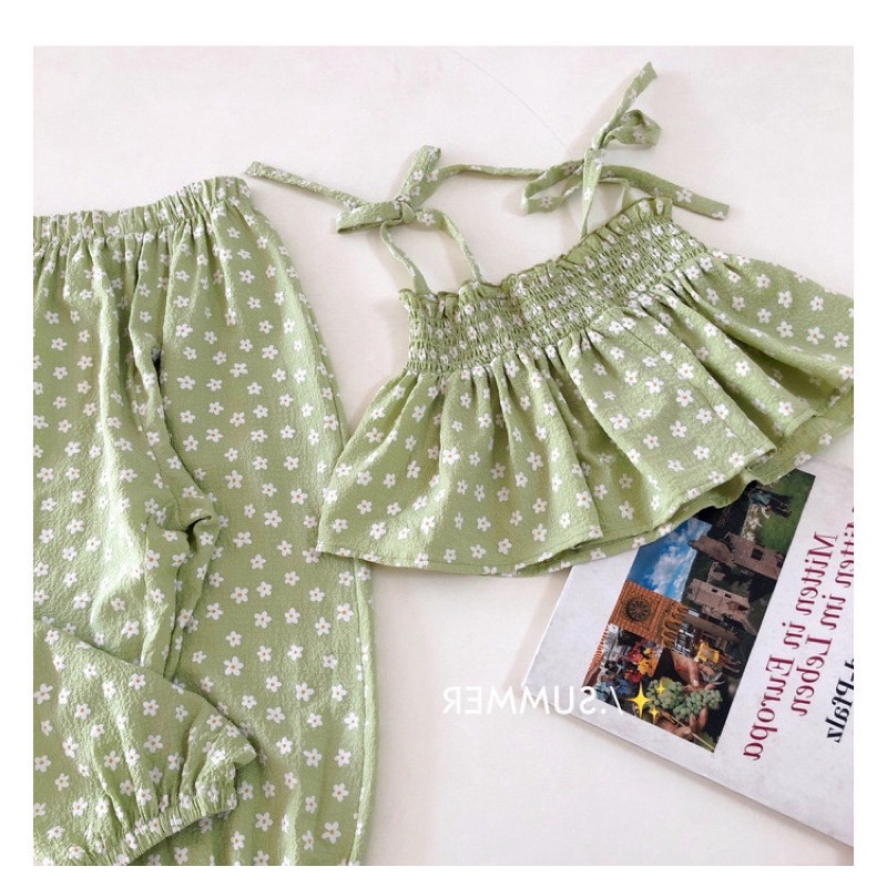 B222 - Bộ cotton xốp áo 2 dây quần bom bé gái