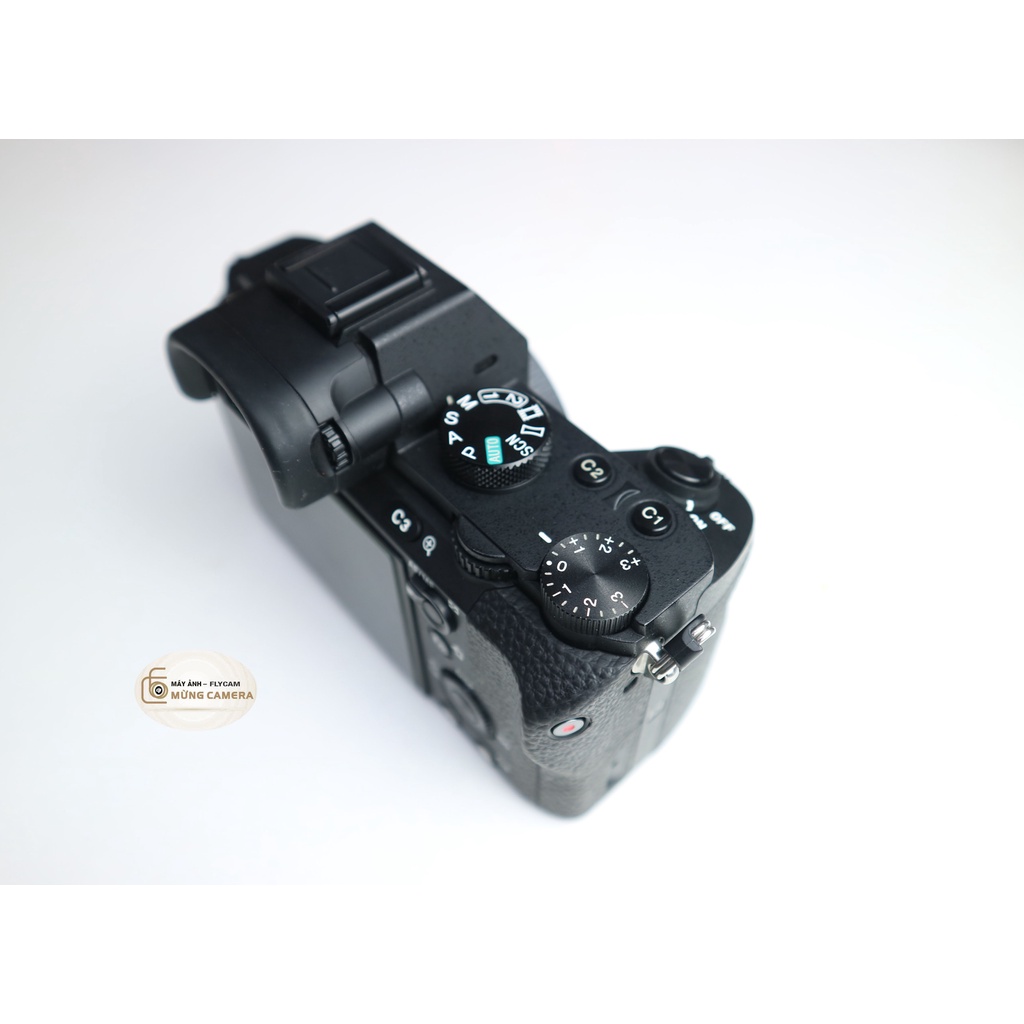 Máy ảnh Sony Alpha A7 Mark II