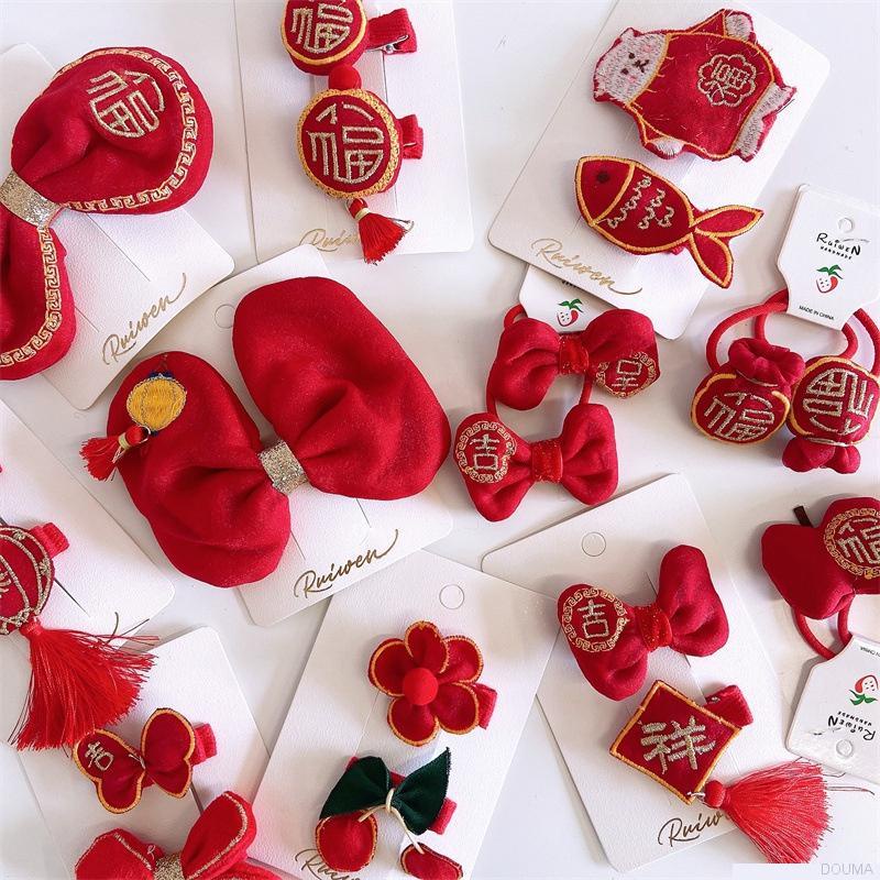 Kẹp tóc hình chúc mừng năm mới đáng yêu cho bé