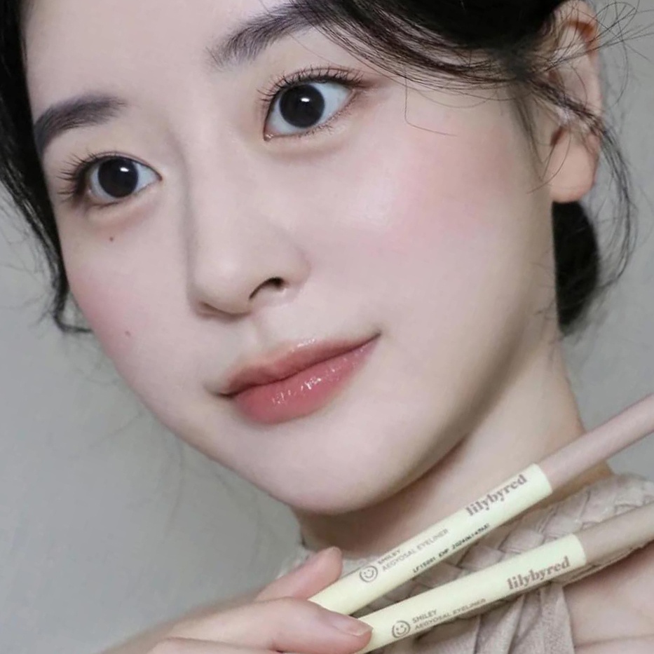 Kẻ Bọng Mắt Lilybyred Smiley Aegyosal Eyeliner 02