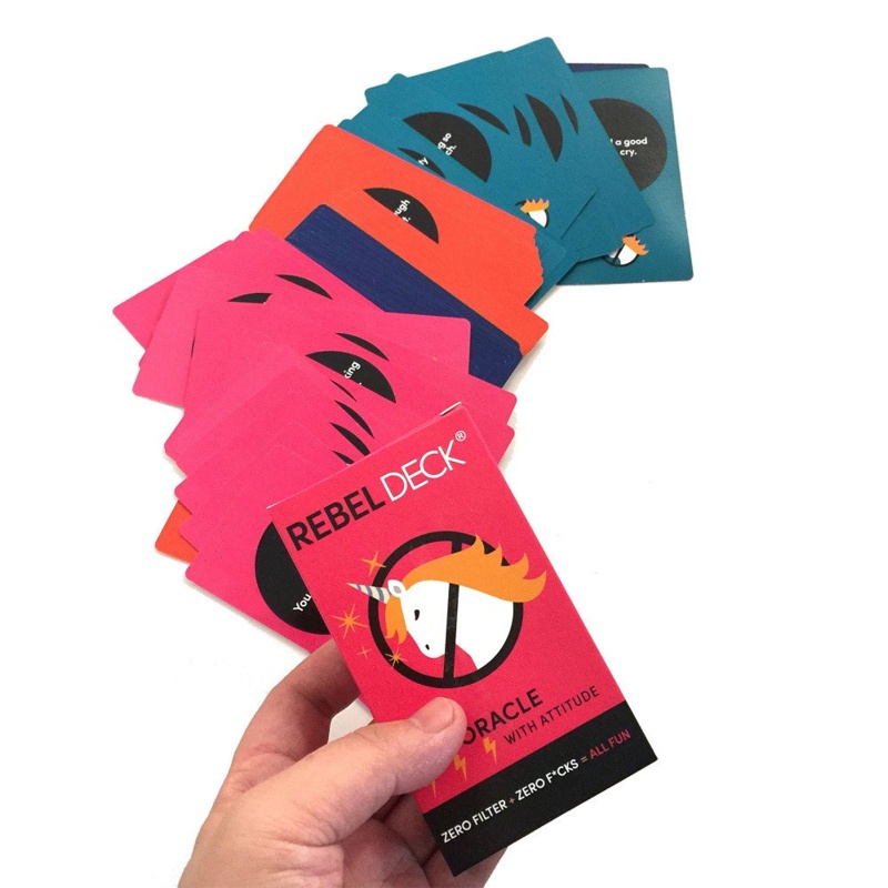 Bộ Bài Tarot Vui Nhộn Dành Cho Gia Đình