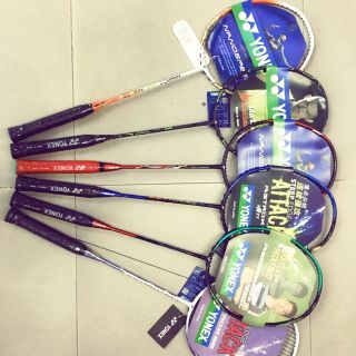 Vợt cầu lông Yonex 100% khung carbon siêu bền