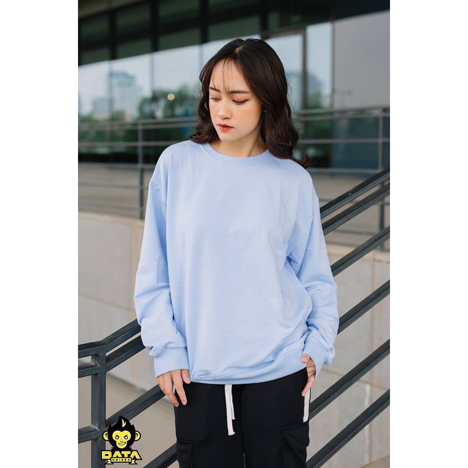 Áo Sweater Form Rộng Unisex; thời trang cho cả Nam/Nữ, cho các cặp đôi mùa đông.