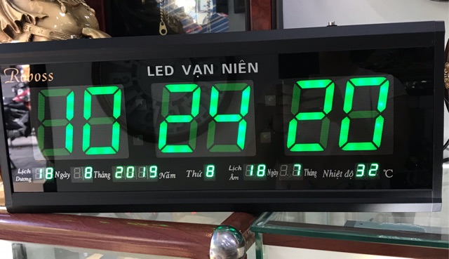 Đồng hồ ROBOSS LED VẠN NIÊN