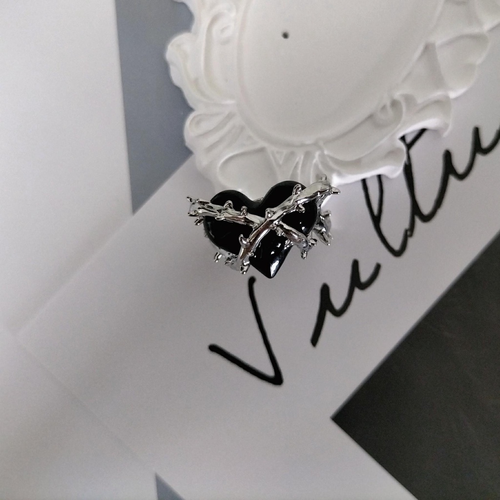 Nhẫn màu đen phong cách hip hop cổ điển