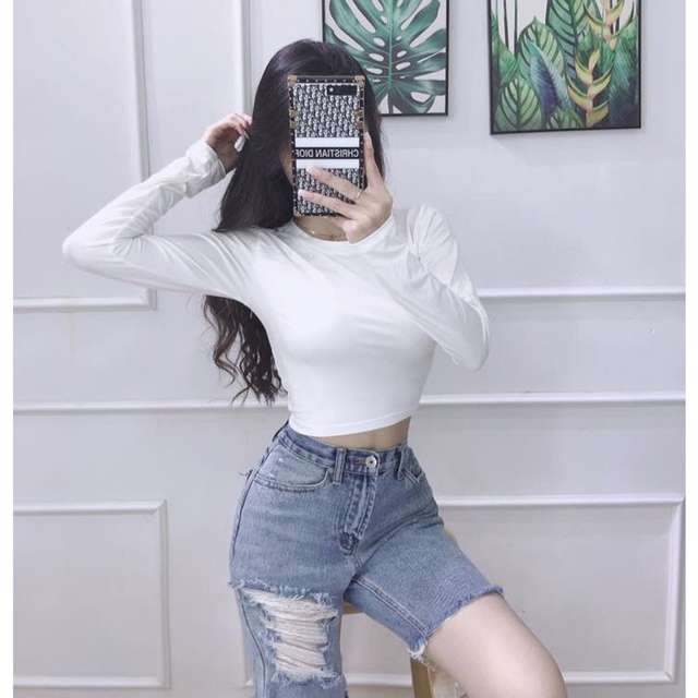 Áo Croptop Cổ Tròn Dài Tay Chất Thun Co Giãn - TD05
