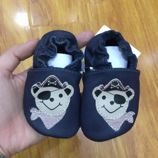 Combo sỉ 1/2 ri giày da dê cho bé giá 320k