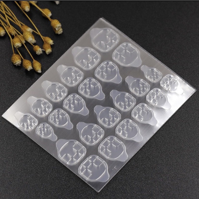 Miếng keo dán móng giả nail box bằng silicon bộ 24 miếng