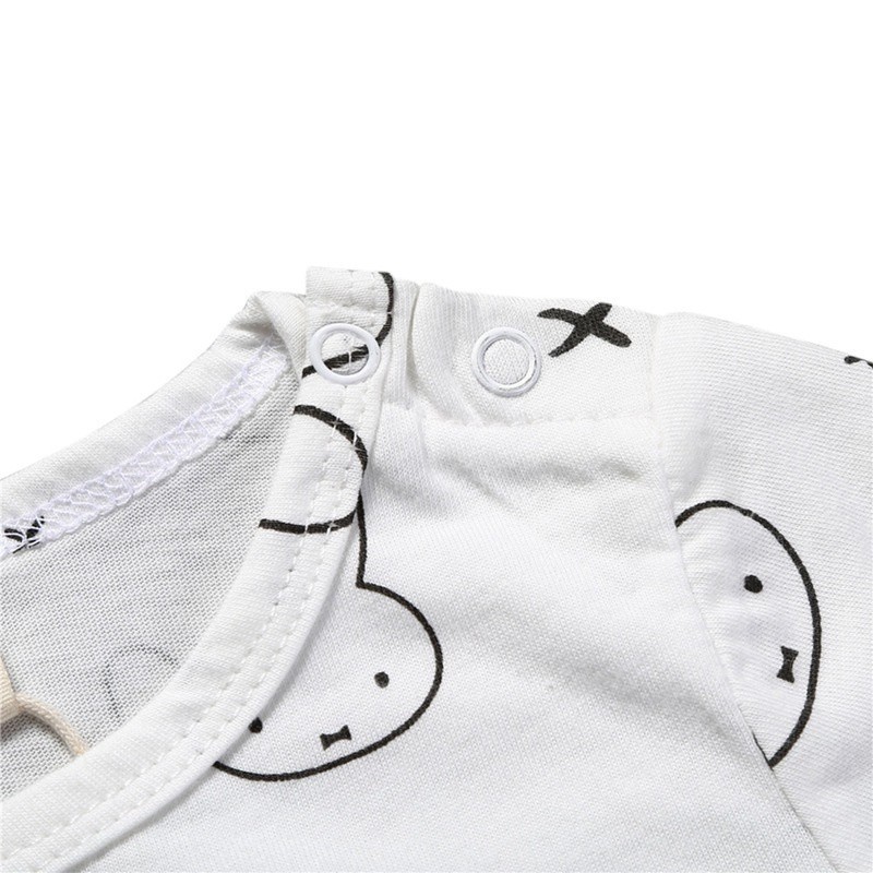 Bộ áo liền quần ngắn tay in họa tiết dễ thương cho bé