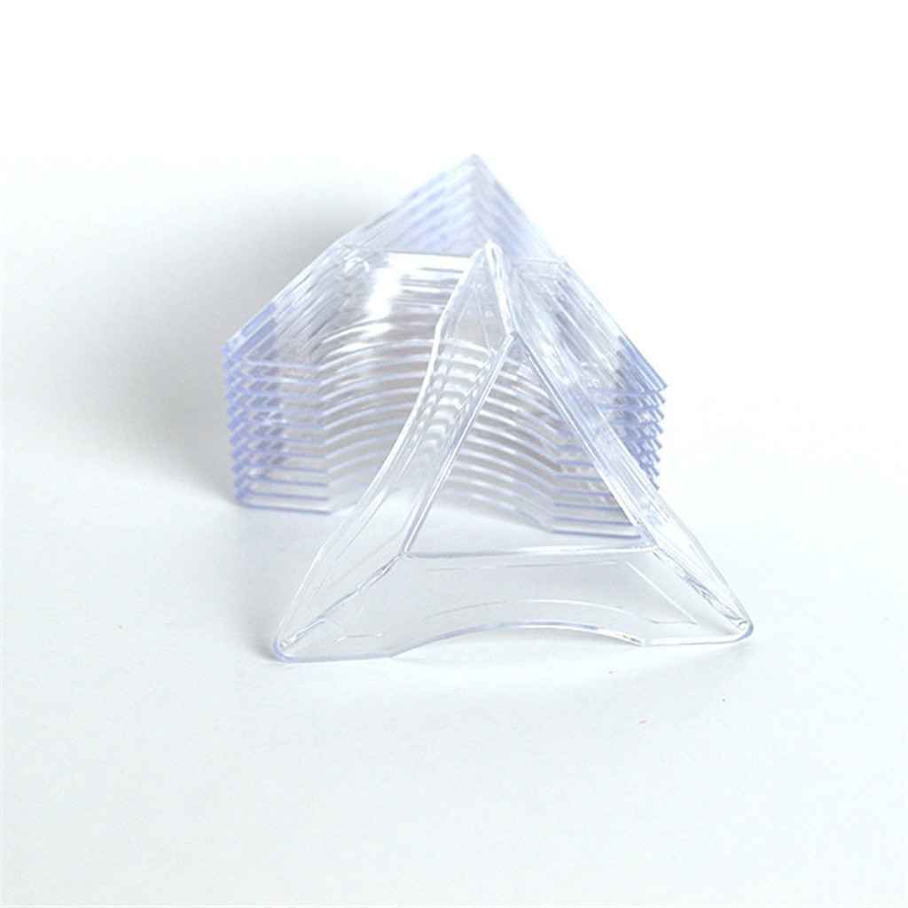 Chân đế trưng bày khối rubik 3 cạnh độc đáo