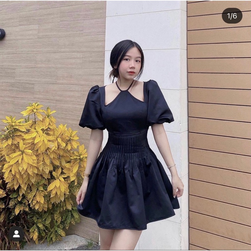 Đầm xoè cổ yếm tay bồng khoét vai MT