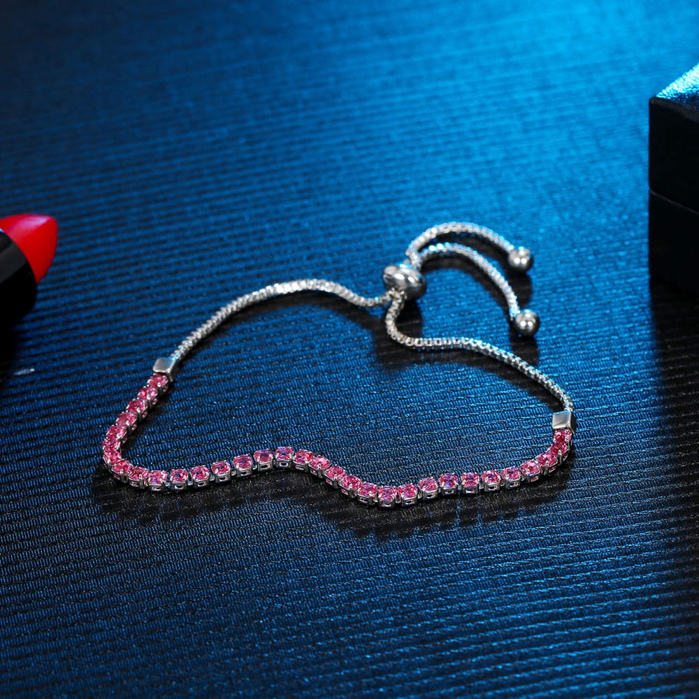 Vòng tay đính đá sang trọng dành cho nữ | BigBuy360 - bigbuy360.vn