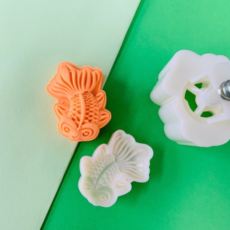 Size 60g - Khuôn trung thu 2019 lò xo CÁ XÒE ĐUÔI 60g - Bí đỏ shop dụng cụ làm bánh