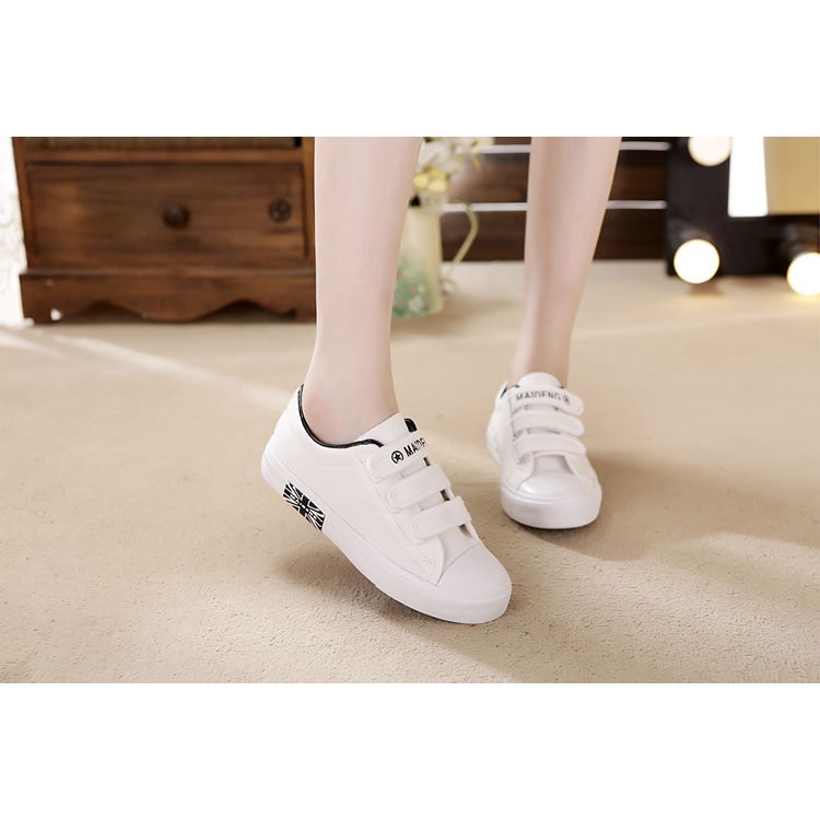 Giày Thể Thao Canvas Đế Bằng Size Lớn 40 41 Màu Trắng Đen Thời Trang Mùa Hè Cho Nữ Size 42 43