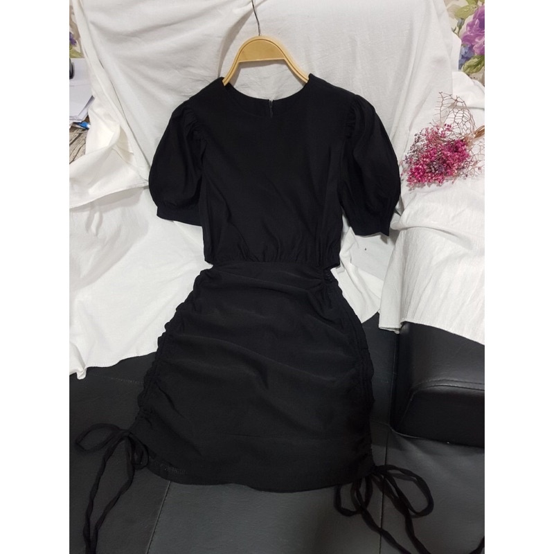 Đầm ôm body dây rút