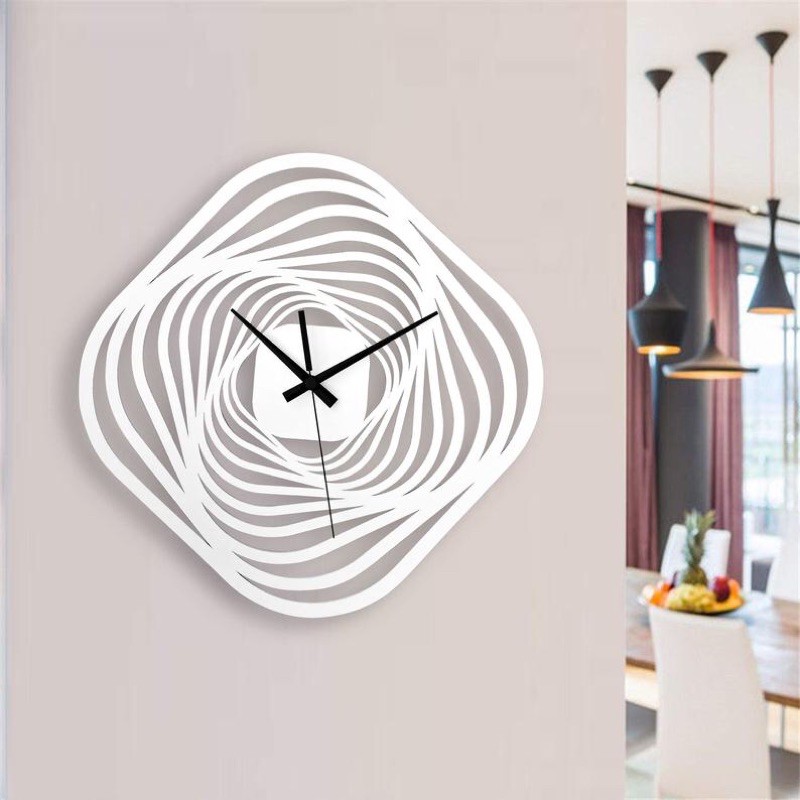 Đồng hồ treo tường trang trí ấn tượng bằng gỗ size 38x38cm