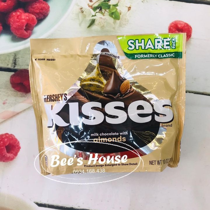 Chocolate Hạnh Nhân Kisses Hershey's