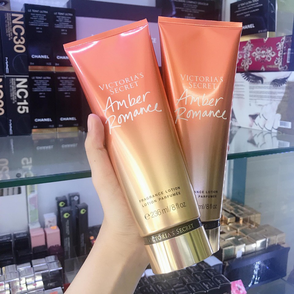 Sữa Dưỡng Thể Victoria’s Secret Amber Romance (236ml)