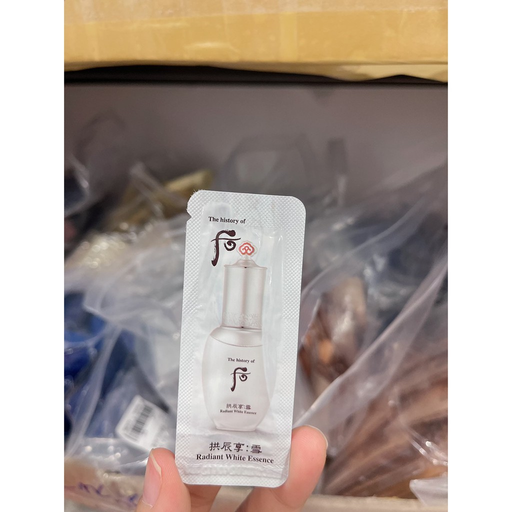 Gói tinh chất dưỡng trắng cao cấp Whoo Radiant White Essence 1ml | BigBuy360 - bigbuy360.vn