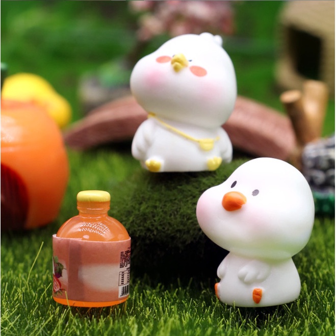 Decor bàn học gà con dễ thương trang trí chậu cây terrarium