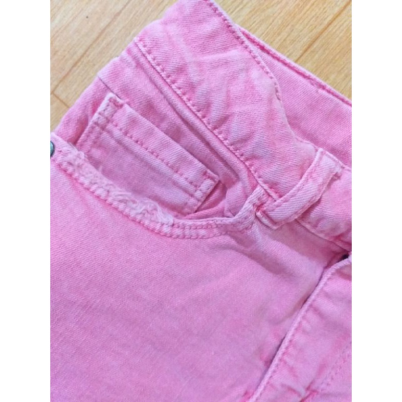 Quần sooc jean hồng bé gái Zara size 128
