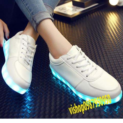 Giày Phát Sáng Màu Trắng Có Đèn Led 7 Màu 11 Chế Độ Sáng