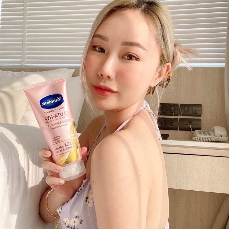 Dưỡng thể trắng da chống nắng VASELINE healthy bright gluta hya serum burst UV Lotion bản Thái 330ml