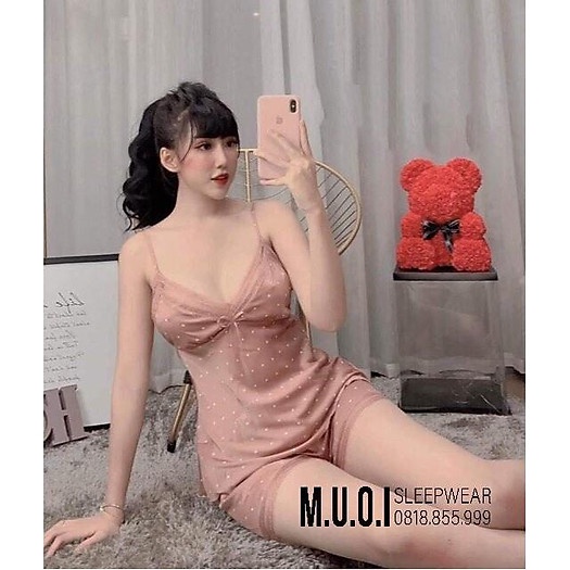 Bộ ngủ lụa chấm bi (quần và áo)