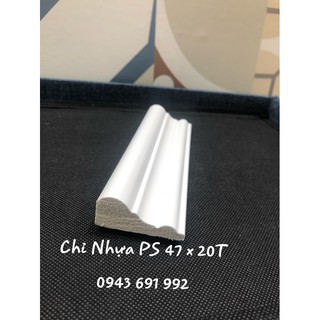 Phào chỉ trang trí tường màu trắng bản 4.7cm lệch nhựa composite đã hoàn thiện bề mặt