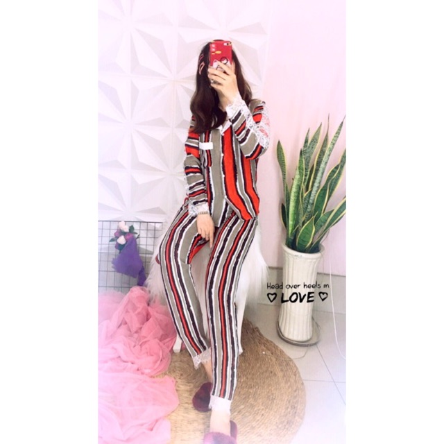 Đồ bộ satin lụa cao cấp tay dài quần dài, vải siêu mịn, mềm, siêu hot hiện nay