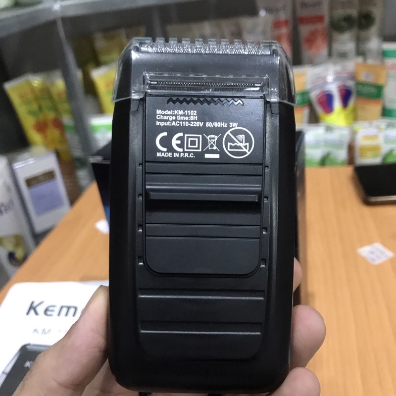 Máy Cạo Râu Kemei KM-1102