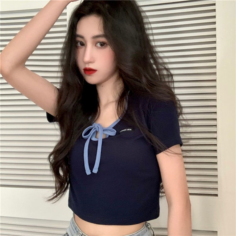 Super Beautiful 3-hole Croptop T-shirt🦋