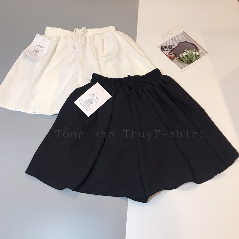 Quần sooc nữ ống rộng giả váy màu đen | BigBuy360 - bigbuy360.vn