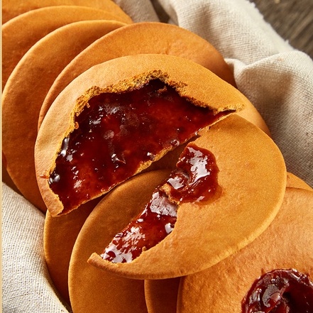 Bánh nút bụng đường đen