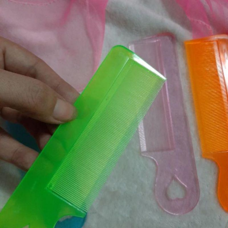 Lược dày chải chí