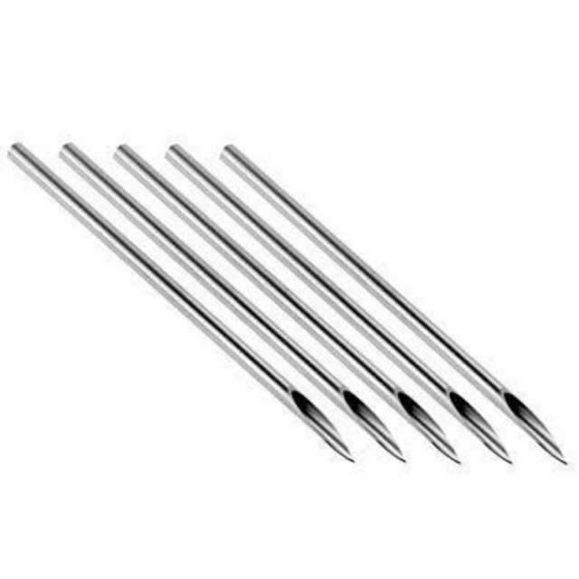 100 cây kim xỏ khuyên