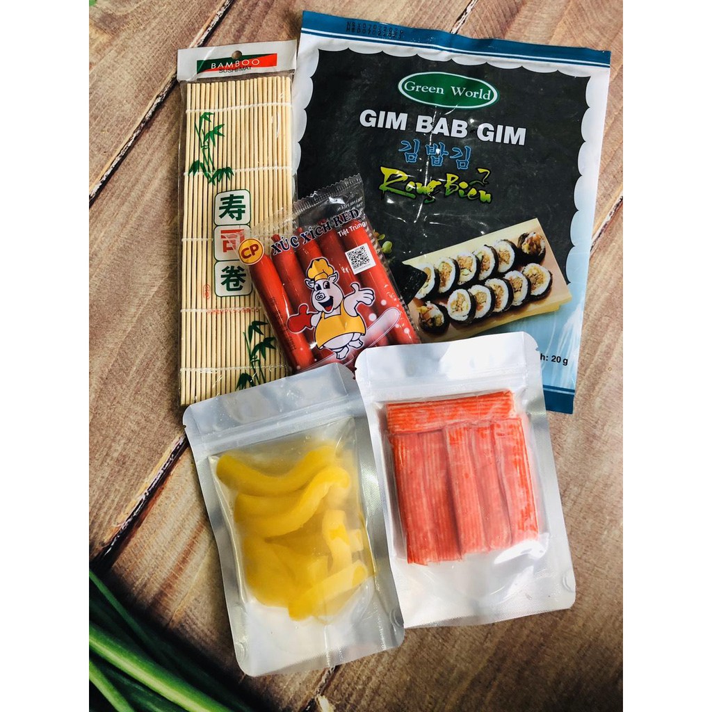 Combo 5 món kimbap hấp dẫn ( Rong biển 10 lá, Củ cải vàng, xúc xích, mành tre, thanh cua)