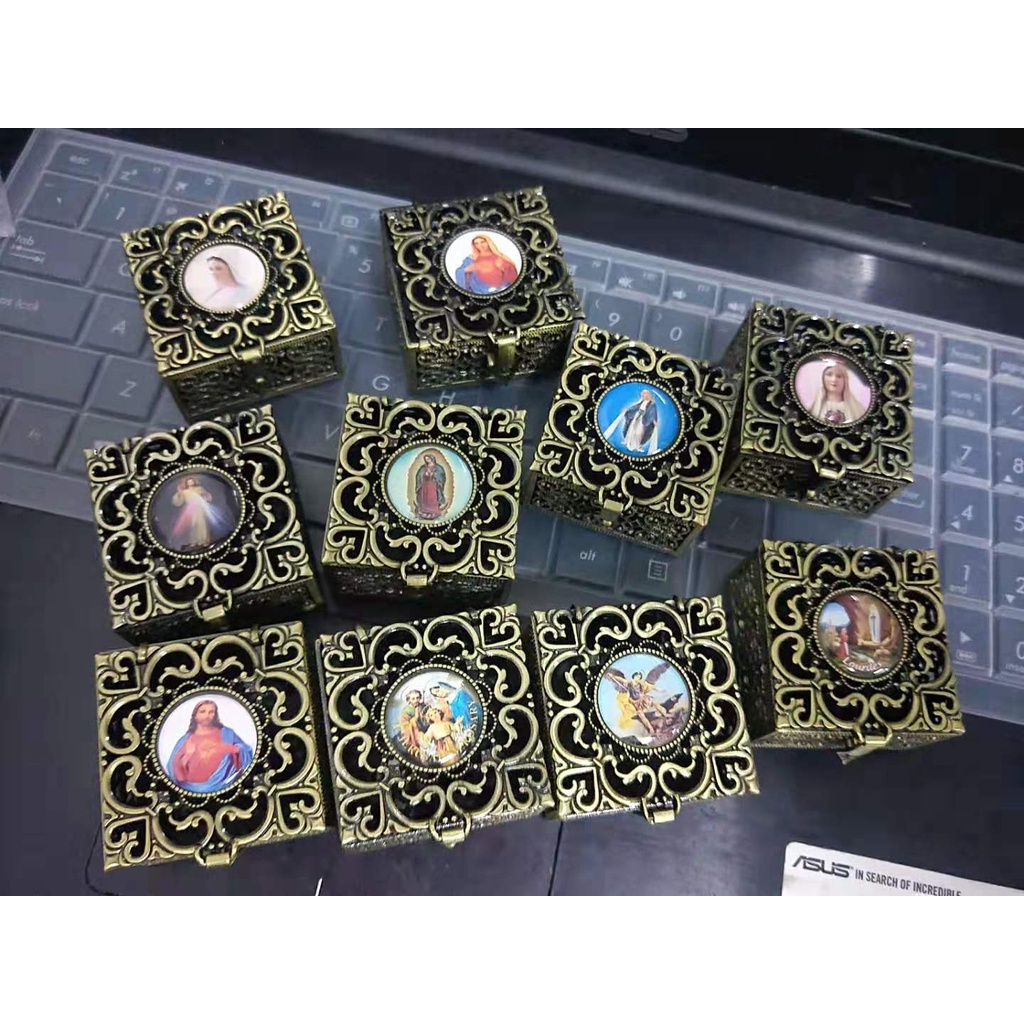 Hộp đựng tràng hạt, chuỗi Mân Côi làm quà tặng