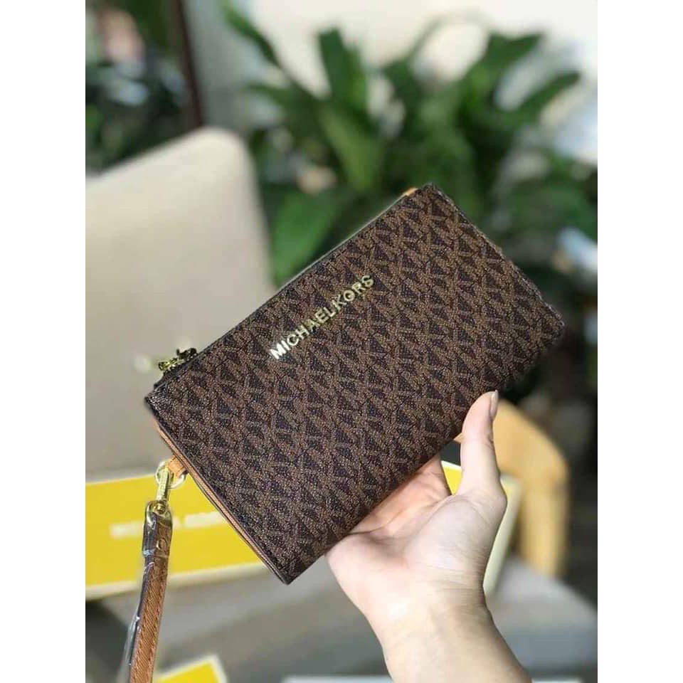 Ví dáng dài MK size 18 màu trắng