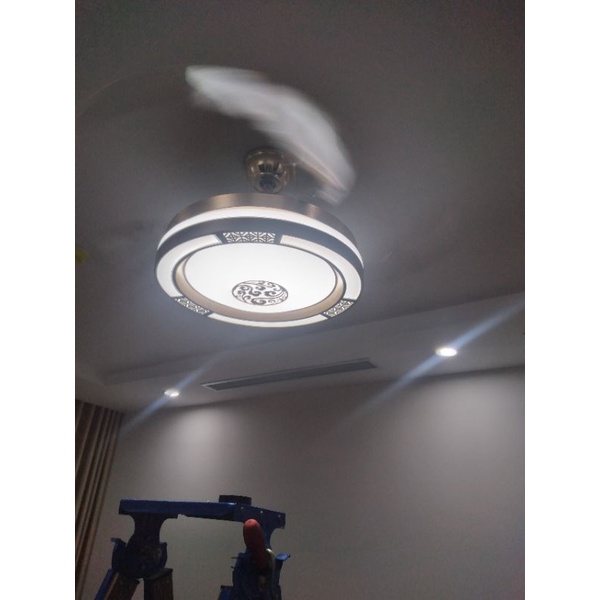 Quạt trần đèn giấu cánh 6 số, động cơ DC tiết kiệm điện, mẫu mã đa dạng