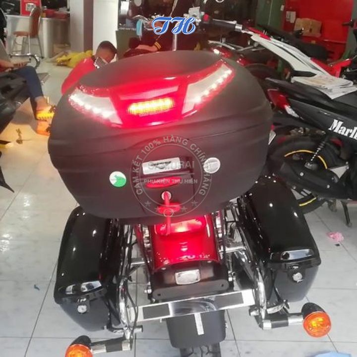 Thùng sau givi E350RN-S3 35 lít có đèn tặng kèm đế hàng chính hãng - bảo hành 2 năm
